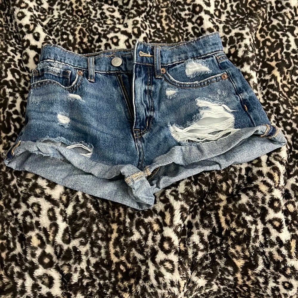 Aero, triple 0 Jean shorts